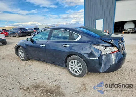2013 Nissan Altima 2.5 z USA, uszkodzony, nr VIN 1N4AL3AP3DC219974